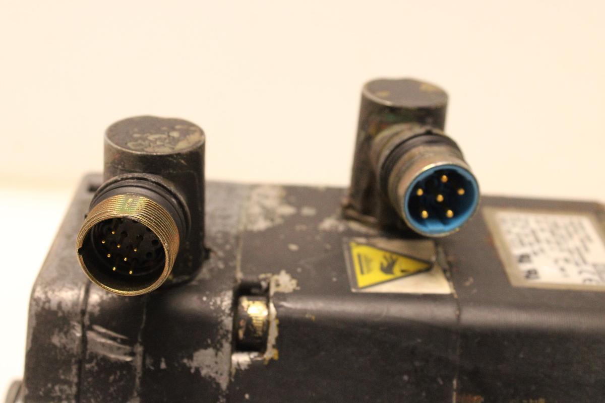 Usado Servomotor KUKA 1FK6081-6AF71-1ZZ9-Z S07