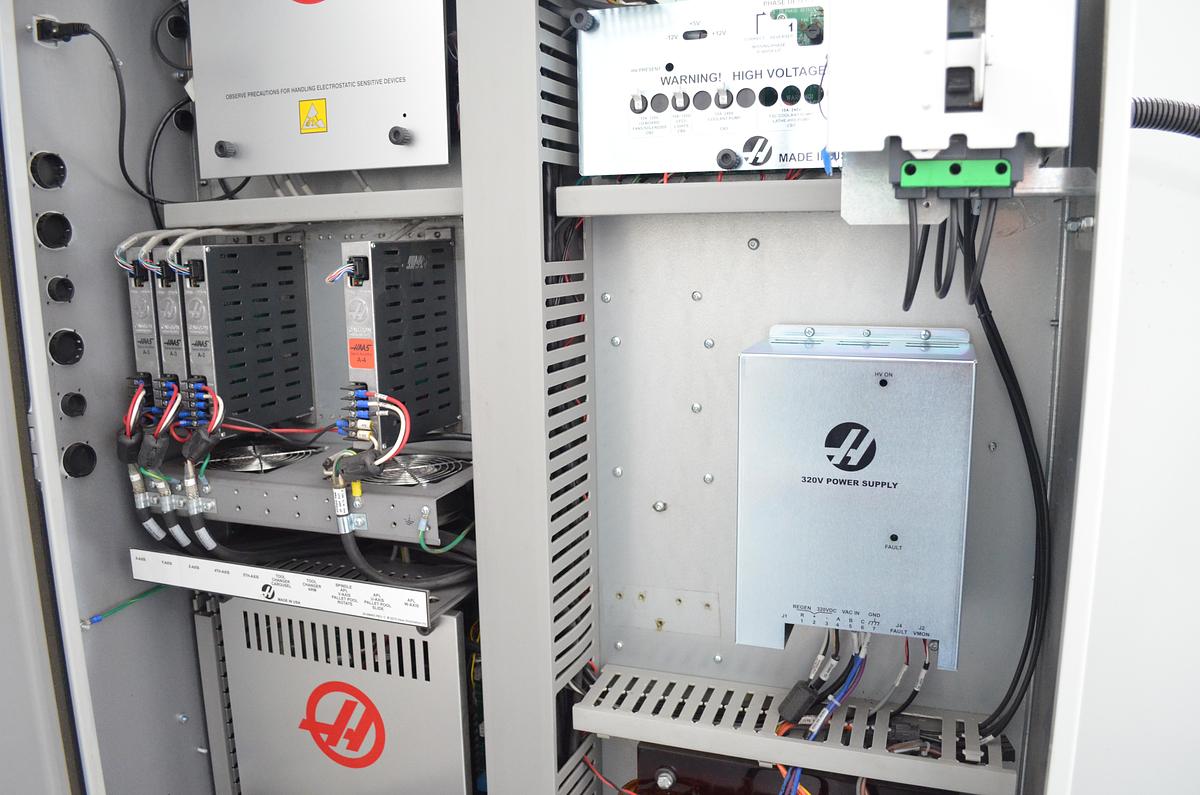 Usado Centro mecanizado Haas TM-2P año 2020