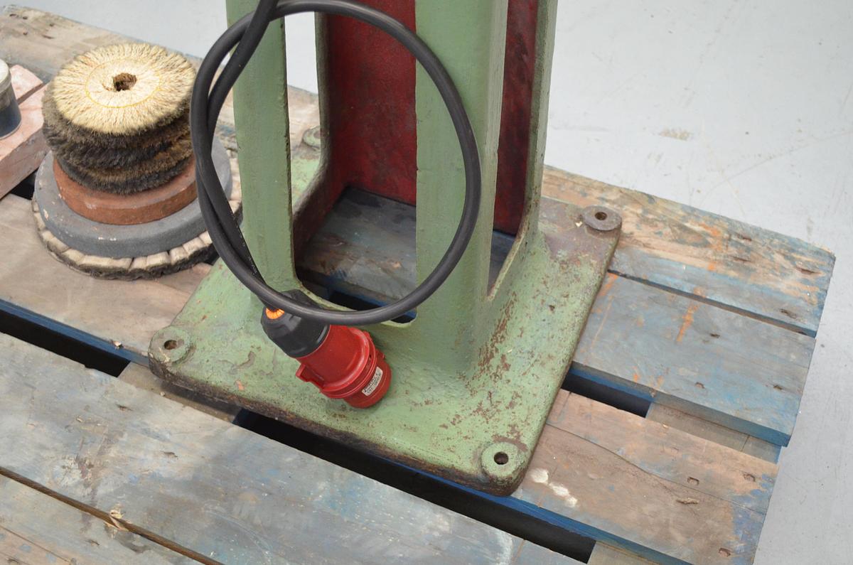 Usado Esmeriladora Formis 1.5Hp 2800 rpm 85795