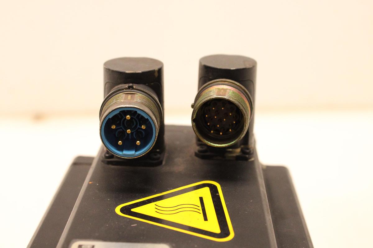 Usado AC-Servomotor KUKA KK4EY-YYYY-033