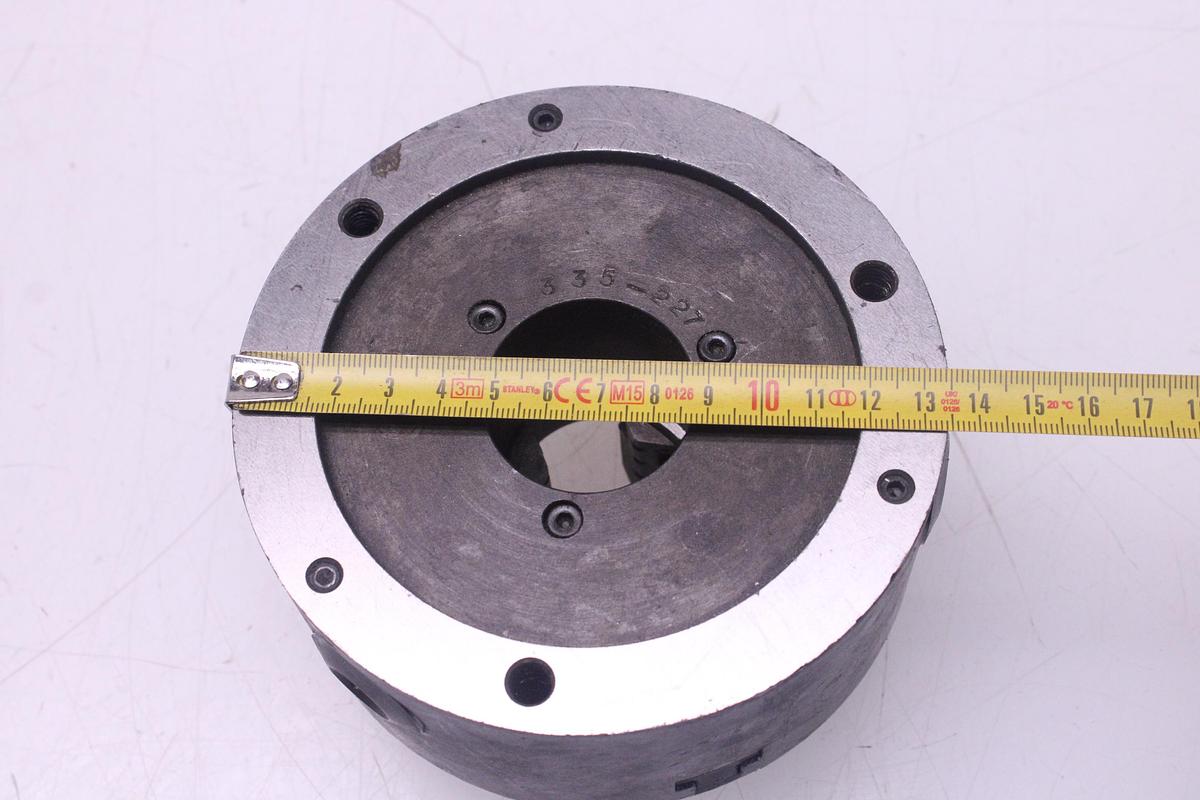 Usado Plato para Torno TdeG 135mm con base metalica