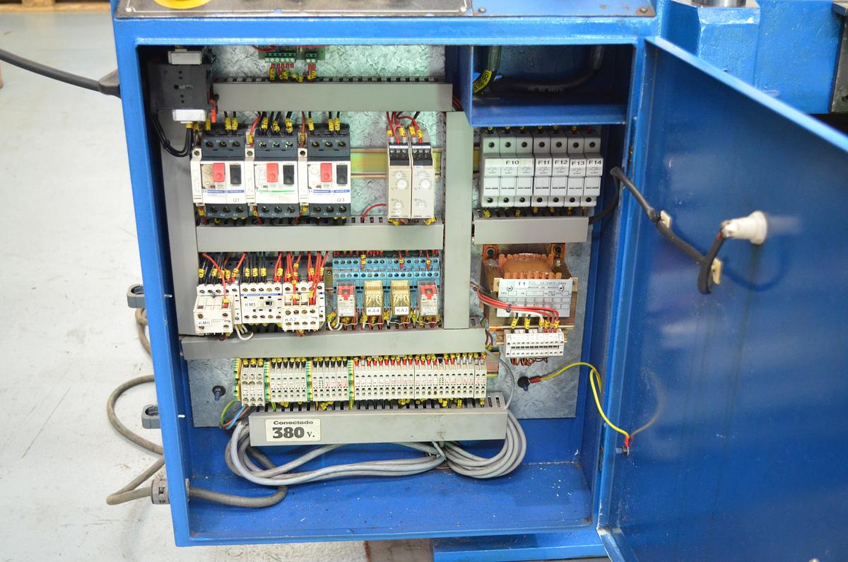 Usado Sierra cinta semi-automatica SABI PBS 320-450