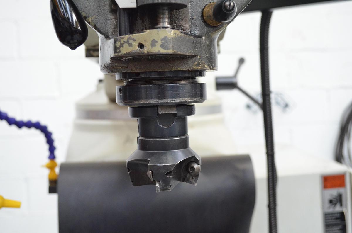 Usado Fresadora torreta LAGUN FTV-4 SP