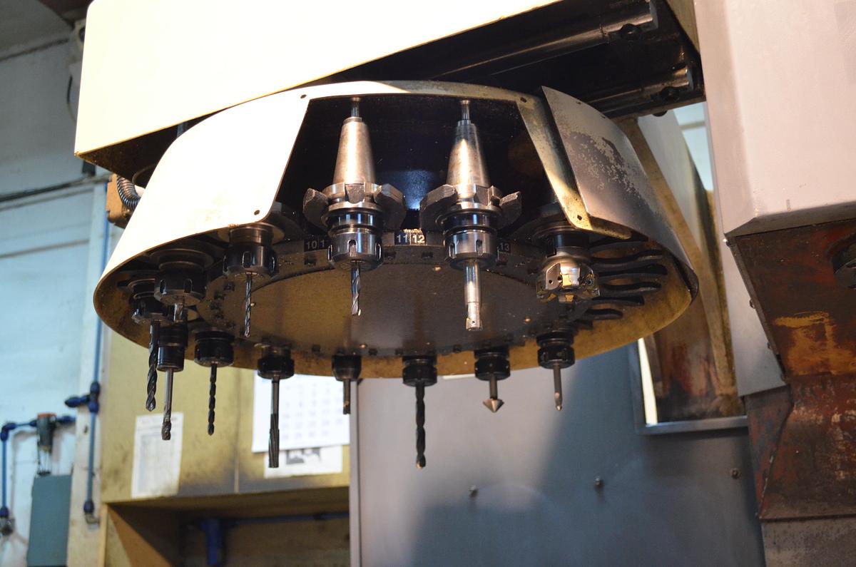 Usado Centro mecanizado KAUKAN Cinch Mill30SB 2006 cnc Fagor 8040-M