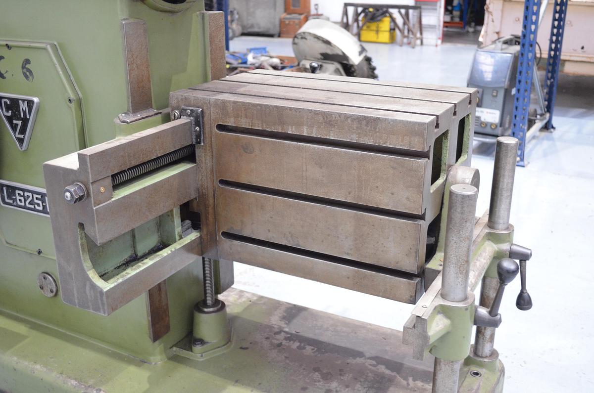 Usado Limadora CMZ L-625-E