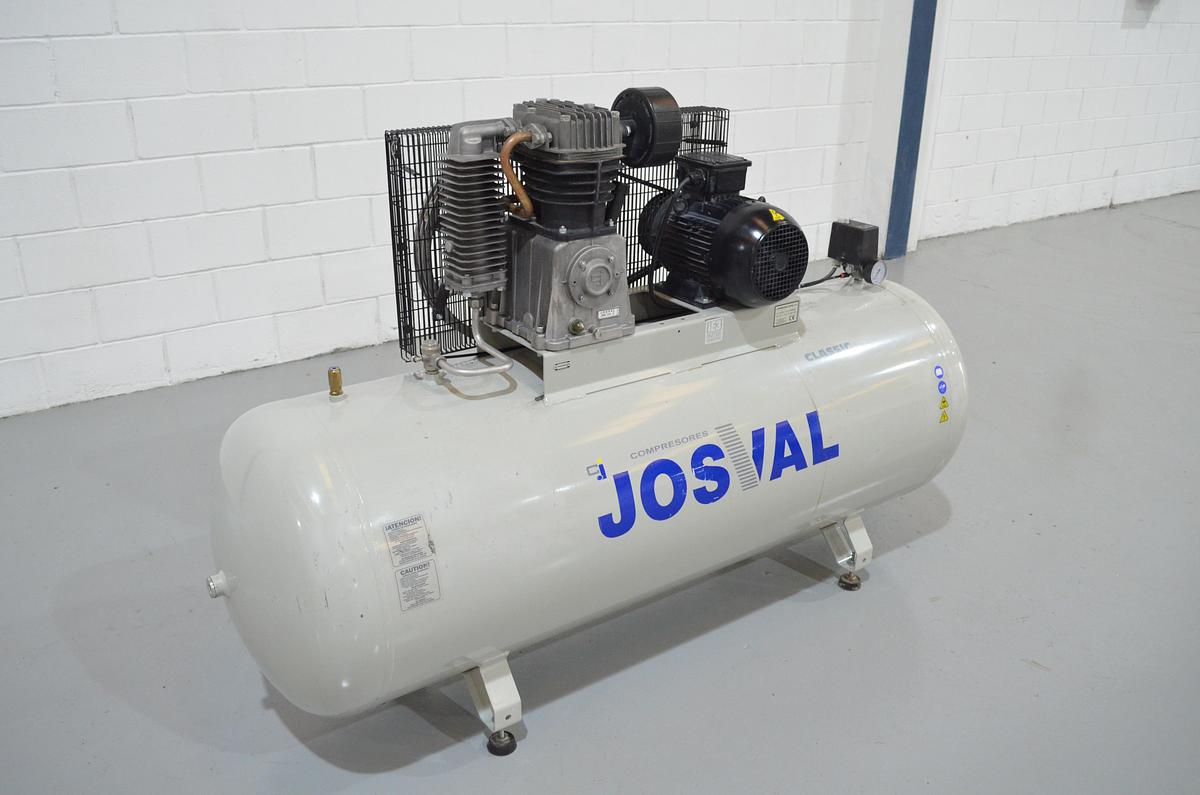 Usado Compresor pistón JOSVAL MC-AF-500 de 5.5Hp