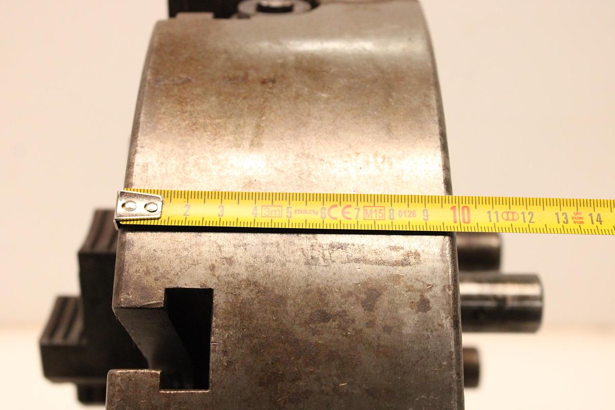 Usado Plato de 4 Garras CHIN YII 400 mm