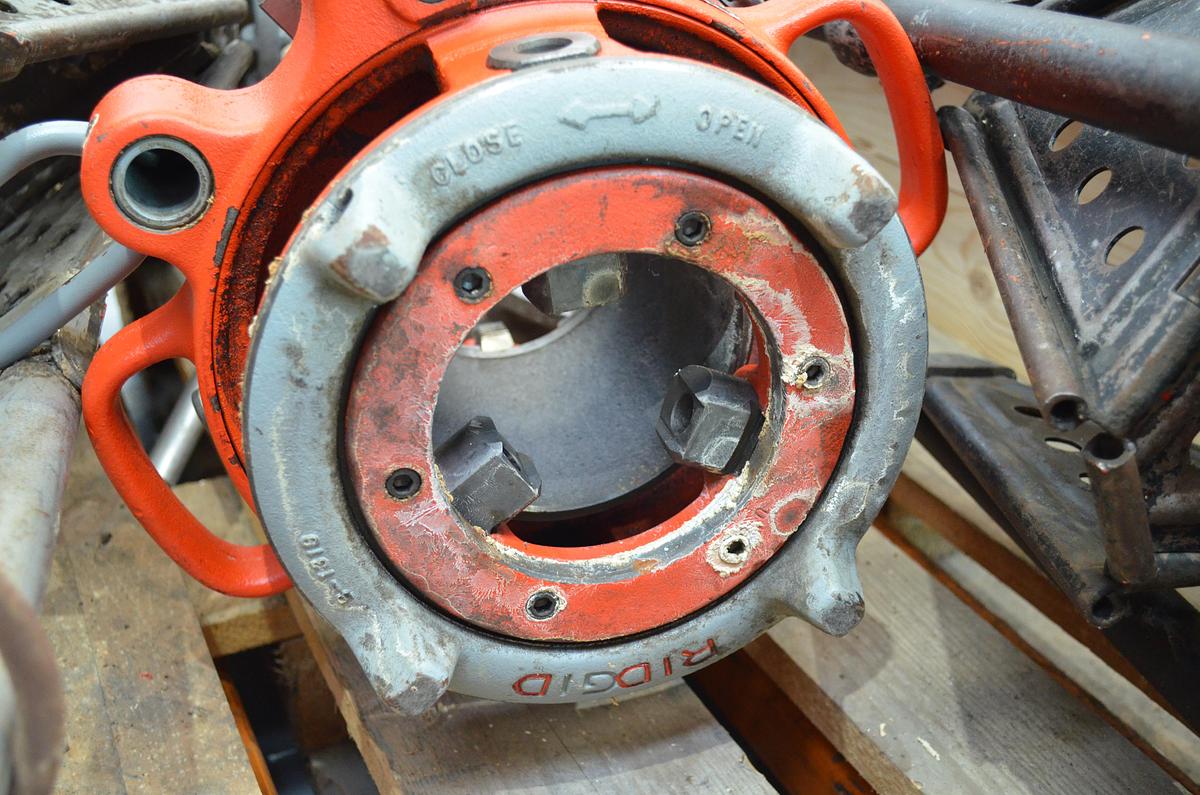 Usado Roscadora RidGid 141