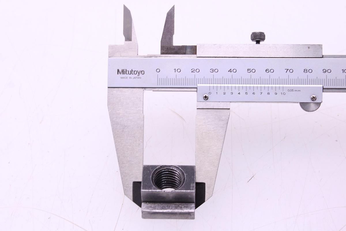 Usado Garras de Sujeción Ranura en T 18mm - 2 Unidades