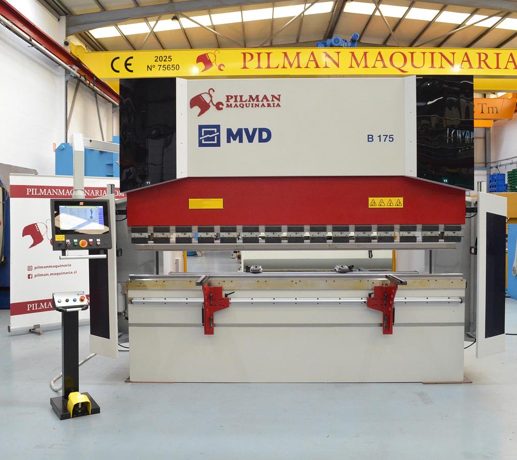 Plegadora Hidráulica MVD SERIE B - 3.100x175Tn