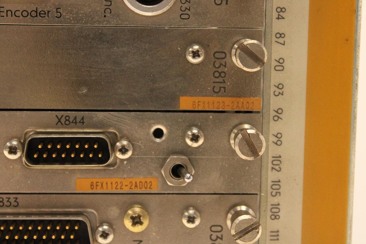 Usado Sistema Alimentación Integrado SIEMENS SINUMERIK 3 6FC3771-2FA-Z