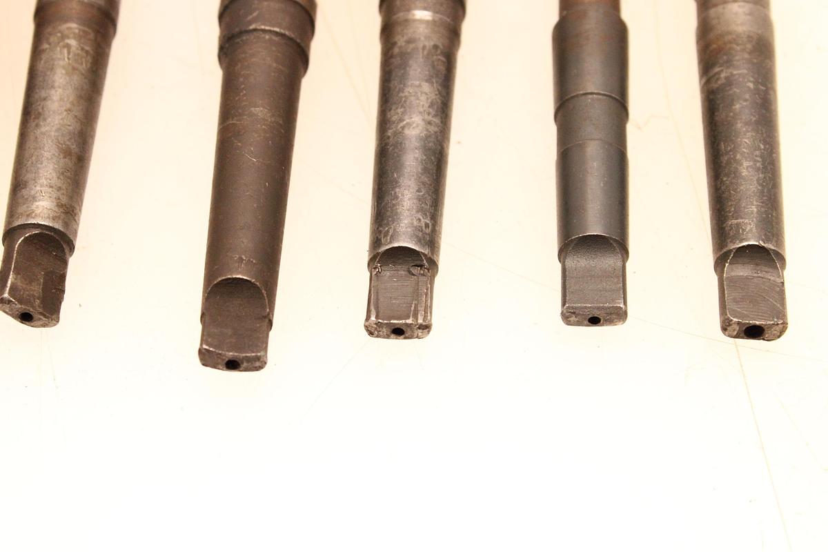 Usado  14 Brocas Mango Cónico MT2 - 16 hasta 23 mm