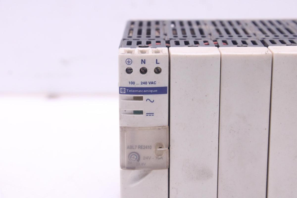Usado Modulo fuente de alimentación Telemecanique ABL7 RE2410