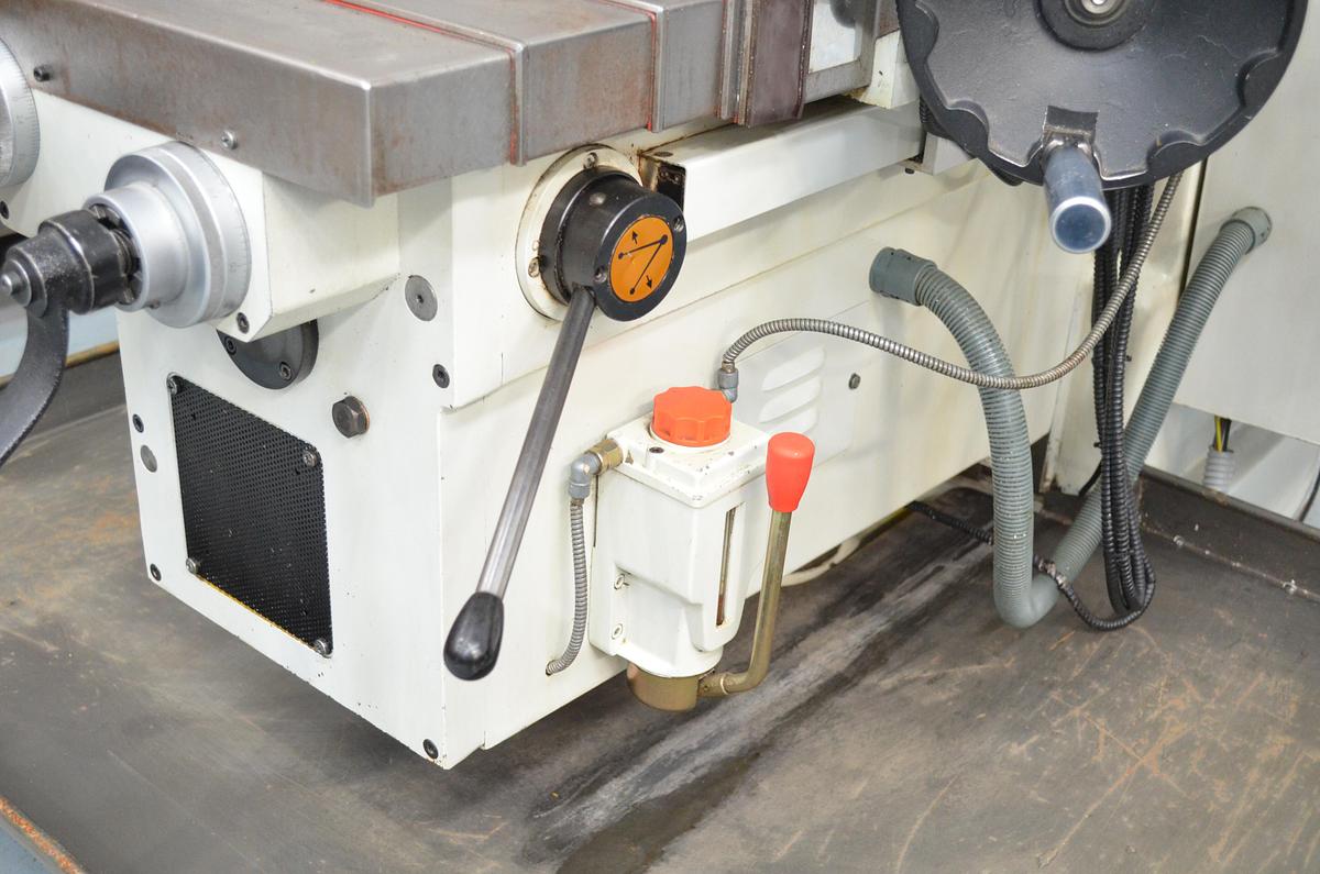 Usado Fresadora torreta LAGUN FTV-4 SP