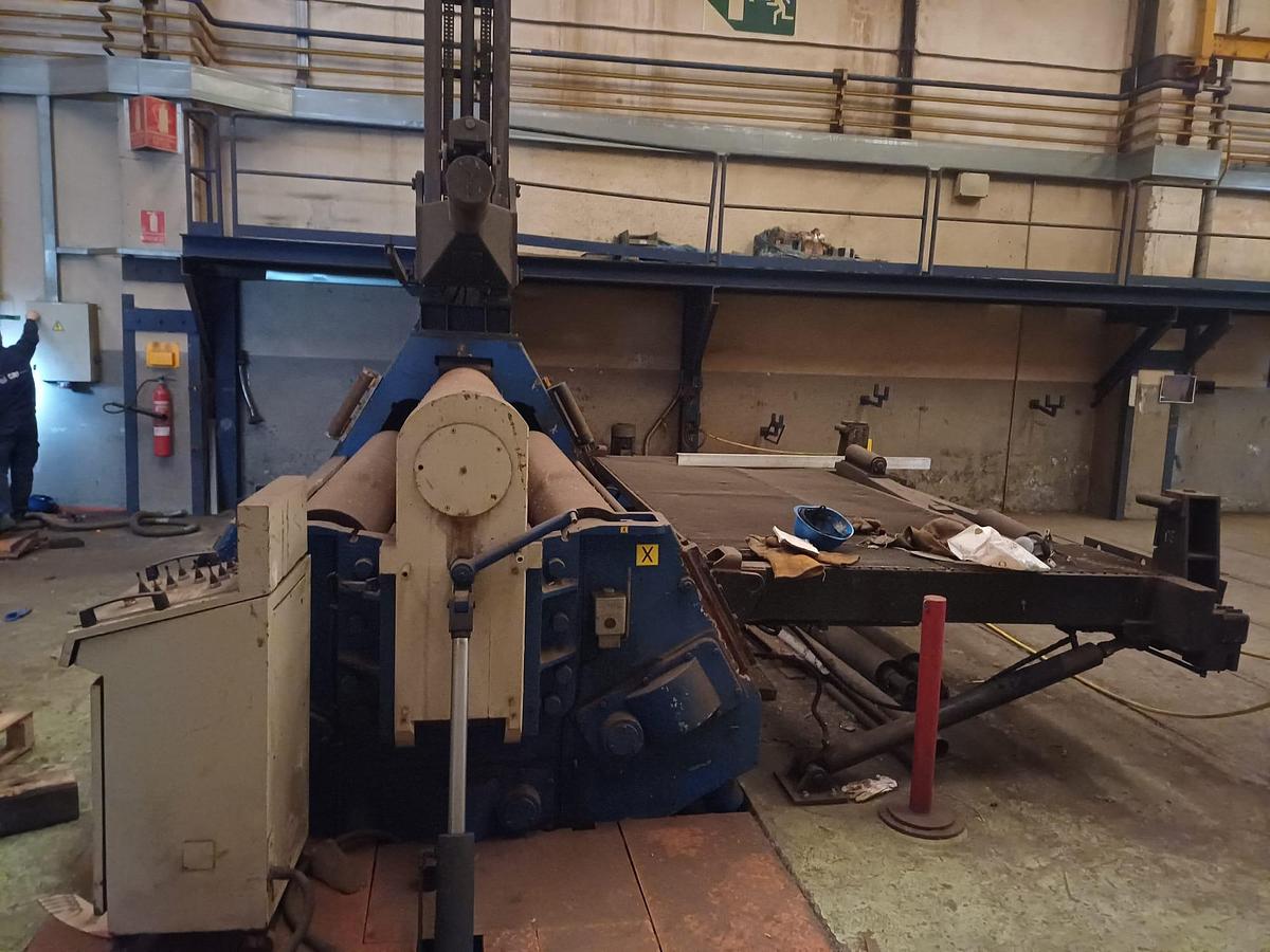 Usado Cilindro hidráulico CASANOVA 3000x25mm