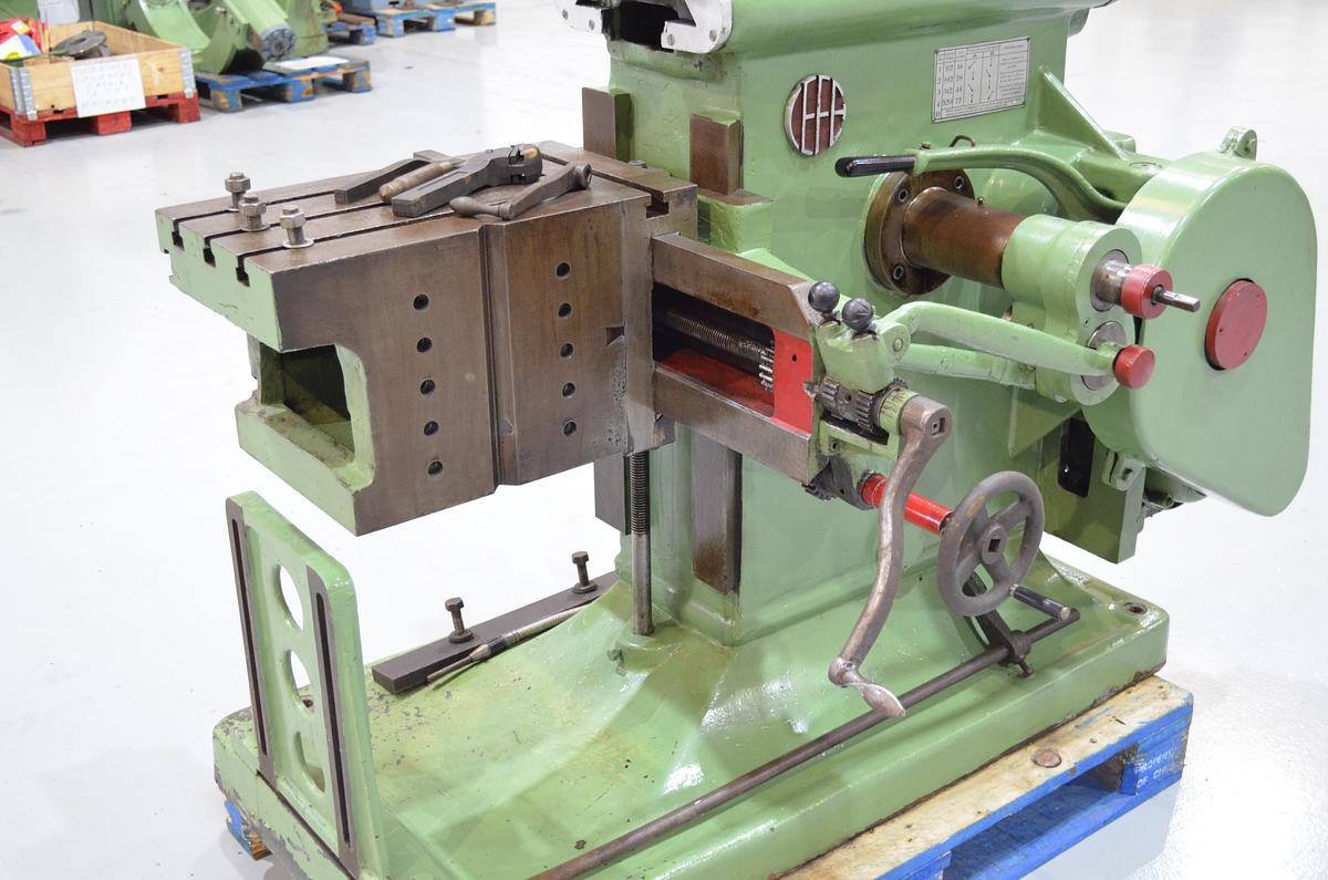 Usado Limadora cepillo CEFE - SACIA L-500