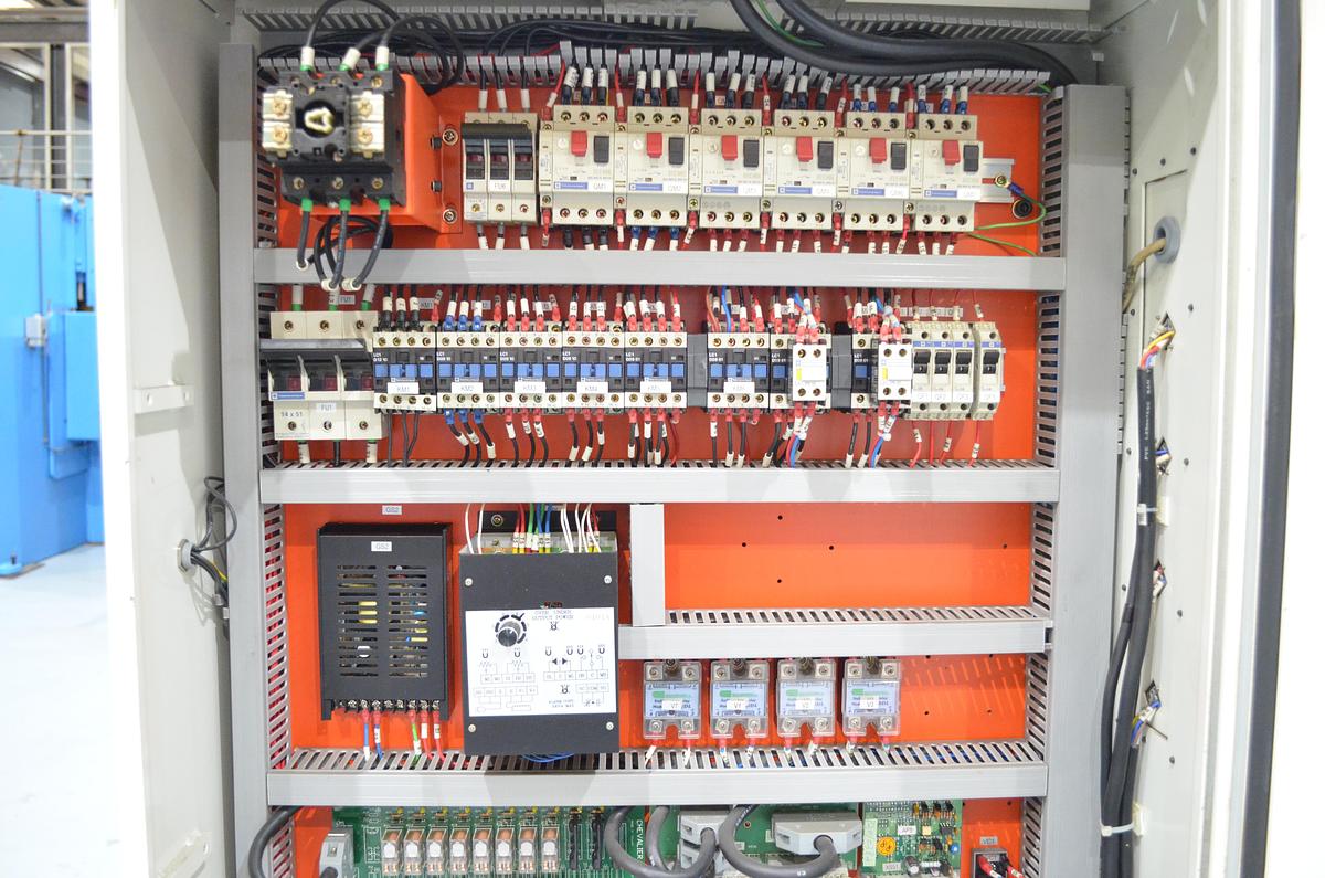 Usado Rectificadora Chevalier FSG-3A818 Eje z autom