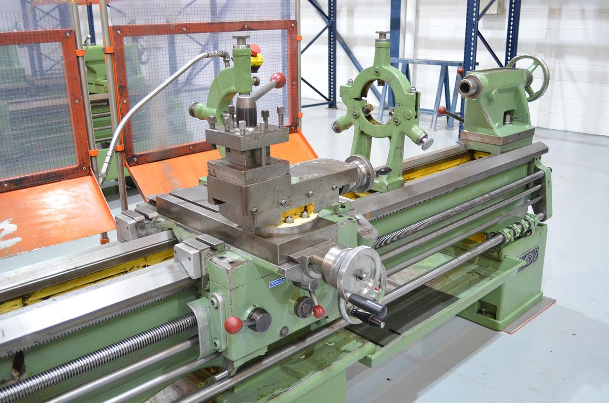 Usado Torno AP E-2 de 2.200mm e.p. con CE