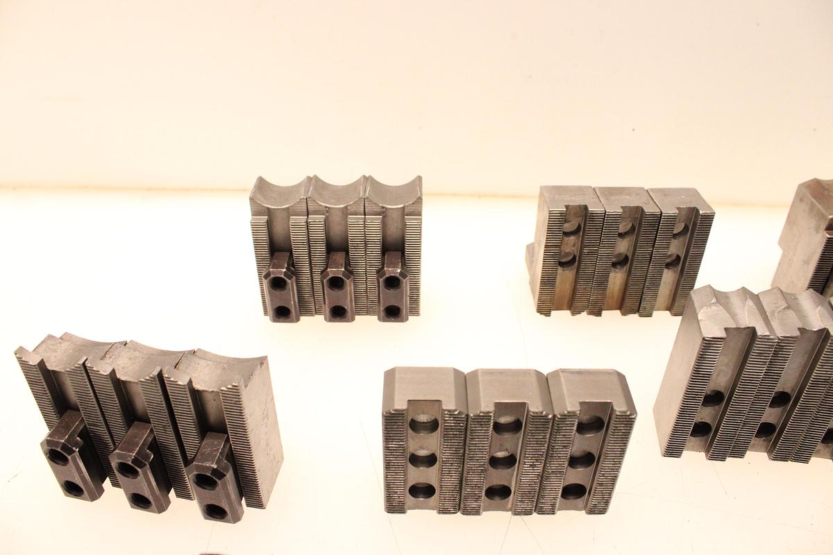 Usado Lote de Juegos de 3 Garras Para Torno