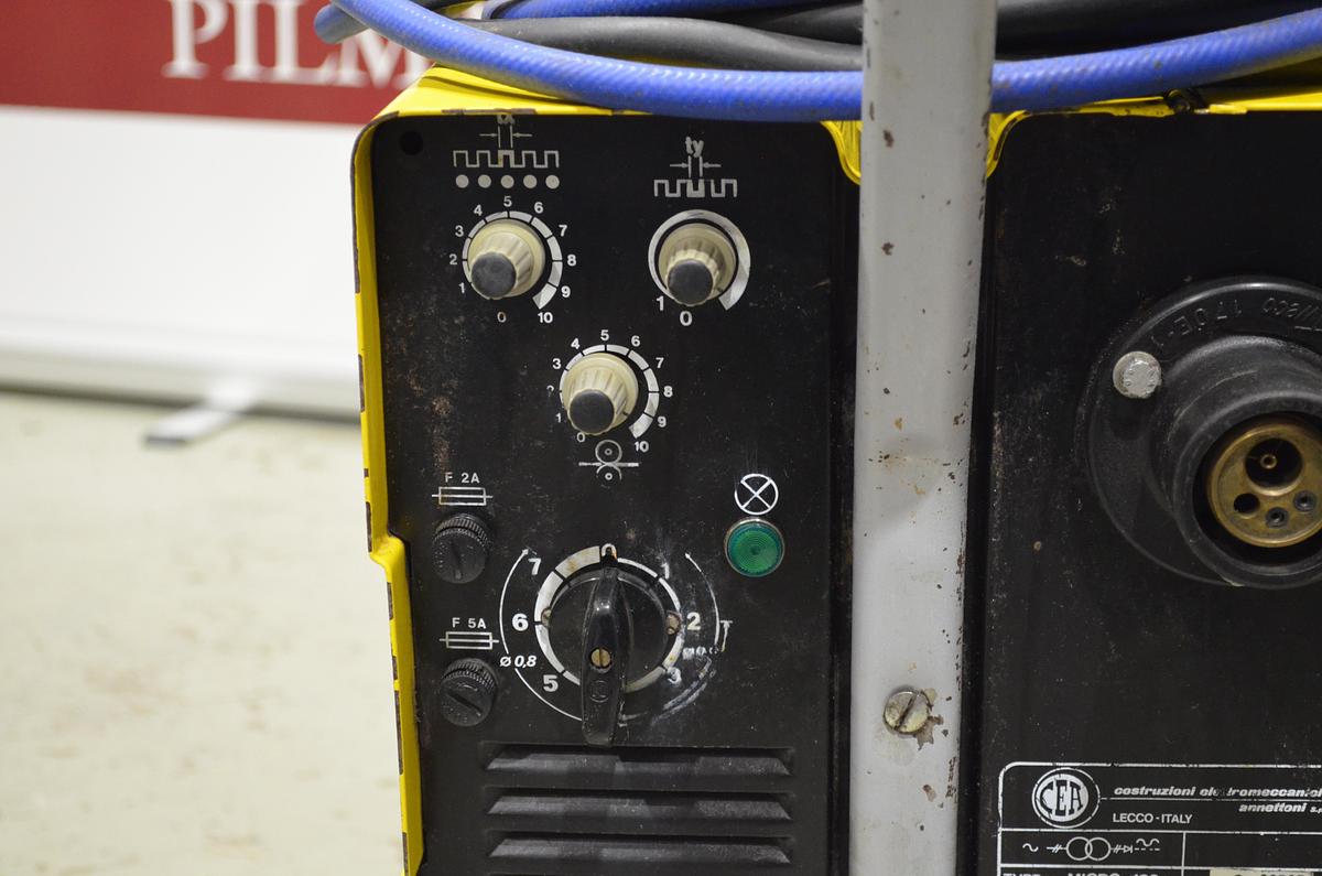 Usado Maquina soldar hilo monofasica CEA Micro-CAR 180