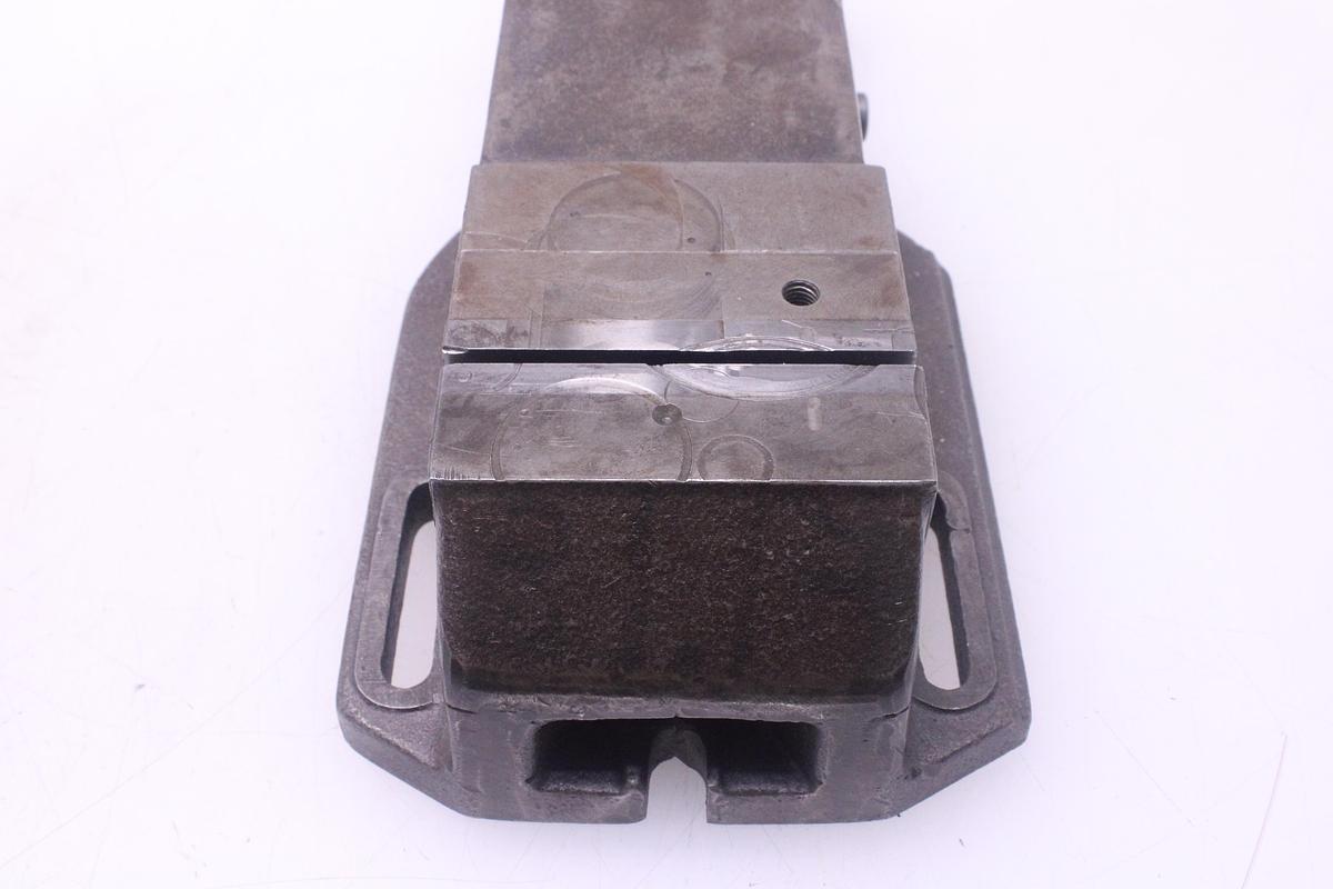 Usado Mordaza Hidráulica 125 mm