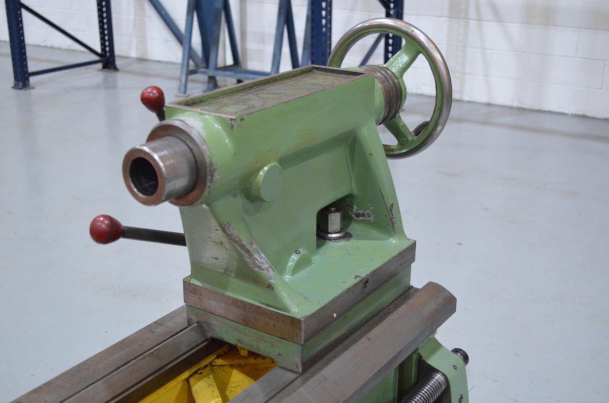 Usado Torno AP E-2 de 2.200mm e.p. con CE