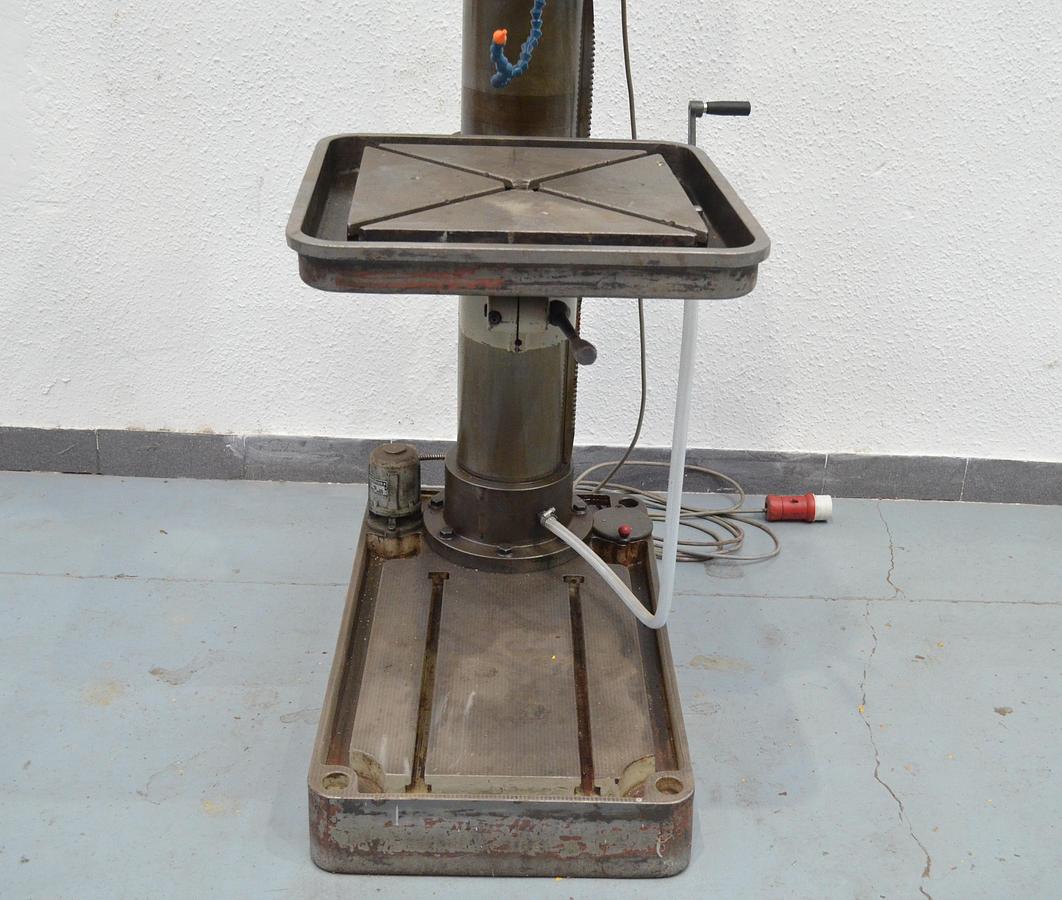 Usado Taladro columna Ibarmia 45-CA 13-015