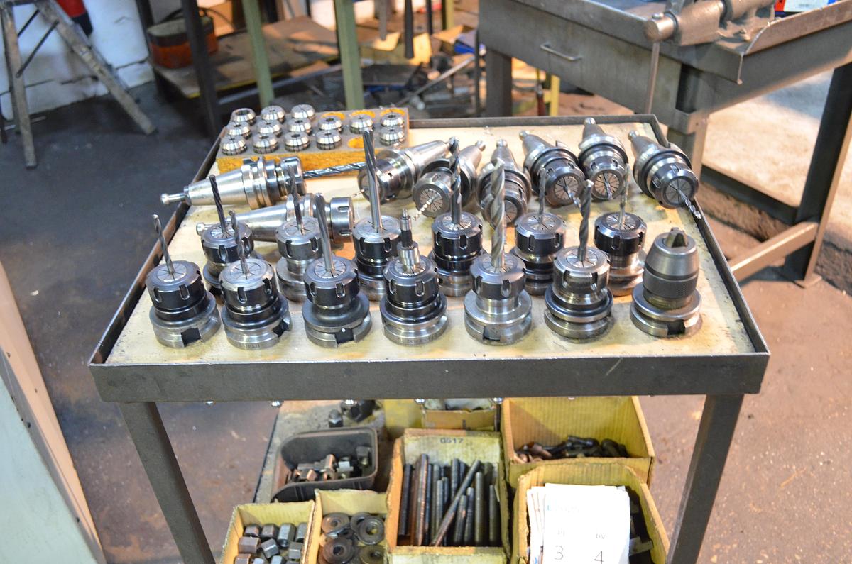 Usado Centro mecanizado Travis M800 2006 cnc Fagor 8055B-M