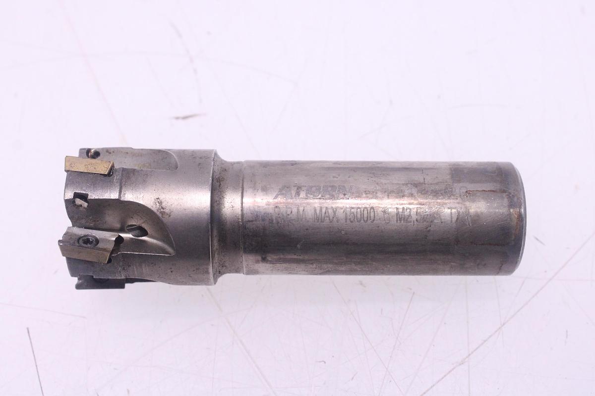 Usado Fresas y Plaquitas de Widia APKT 1003