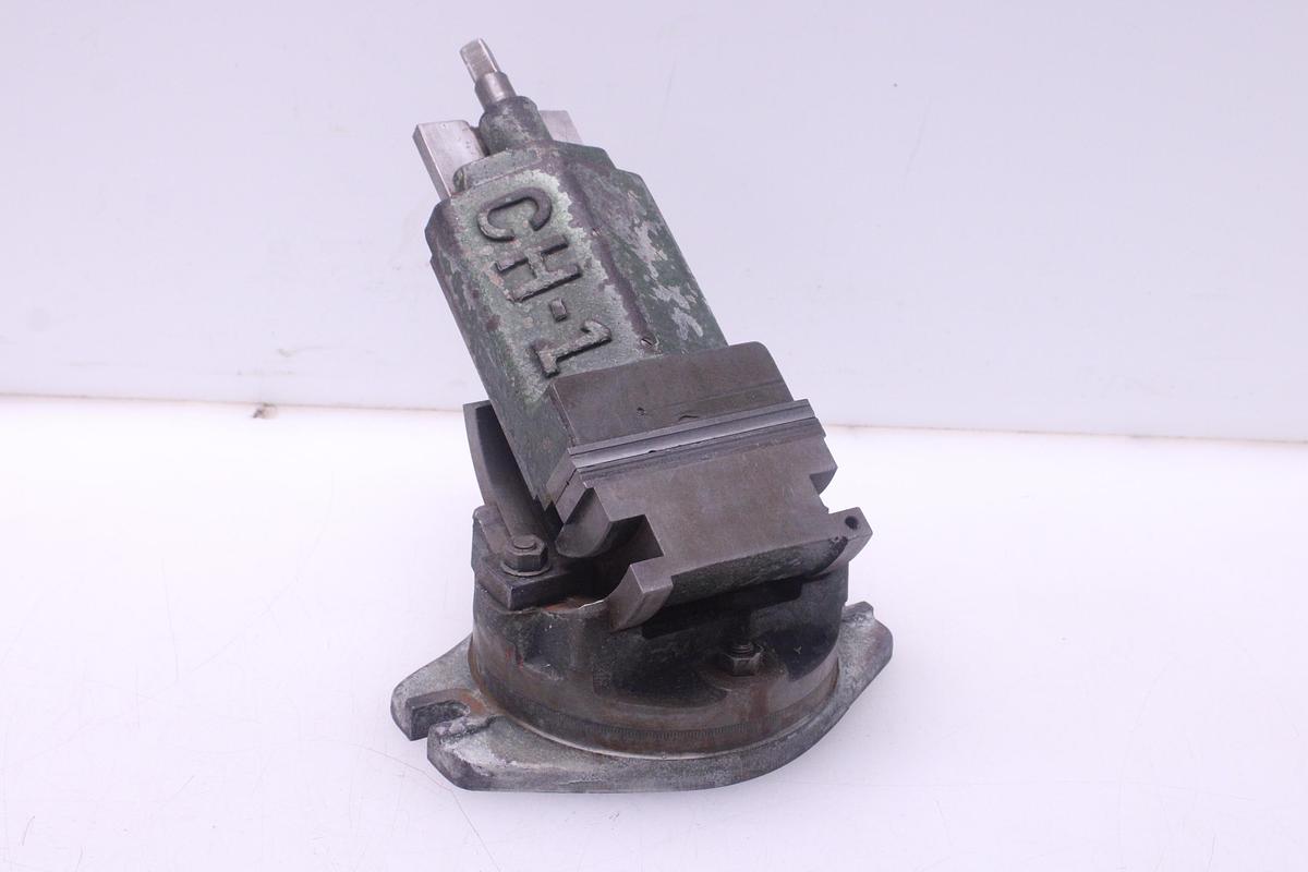 Usado Mordaza Mecánica Angular Crucelegui CH-1 135 mm