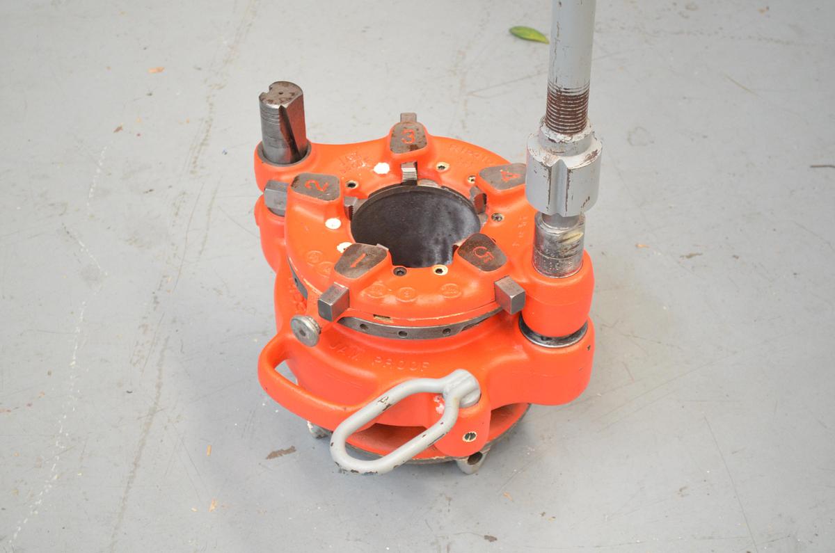 Usado Roscadora RidGid 141