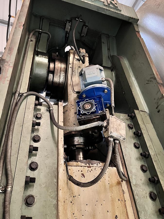 Usado Prensa excentrica AITOR ARMM-EF de 160tn Embrague Neumático