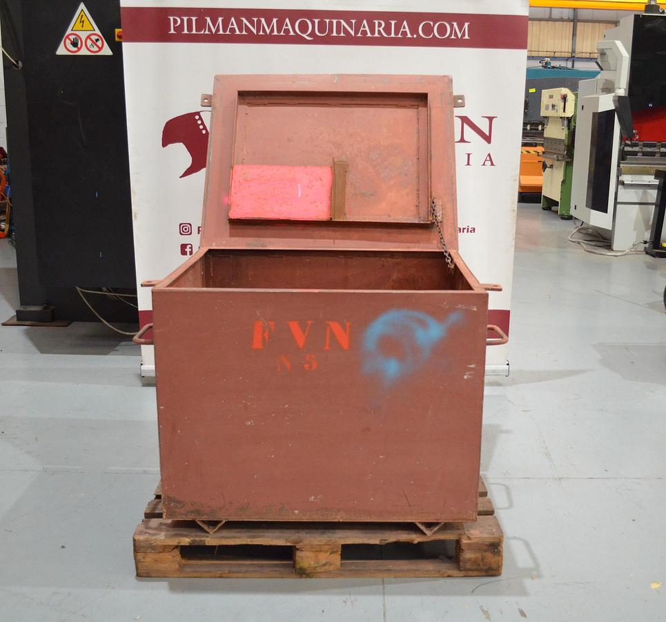 Usado Arcón metálico 1000x800x810mm rojo