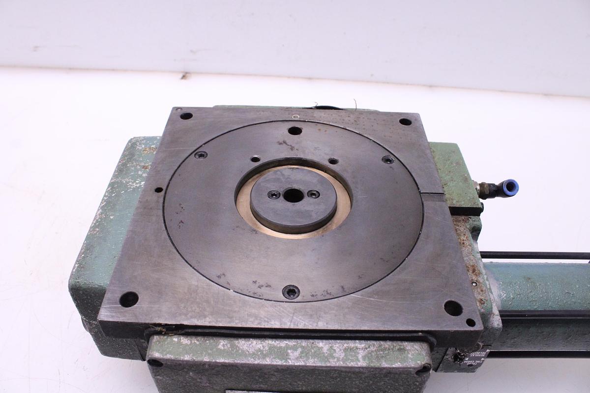 Usado Plato Divisor Neumatico TELMATIC TR220/1