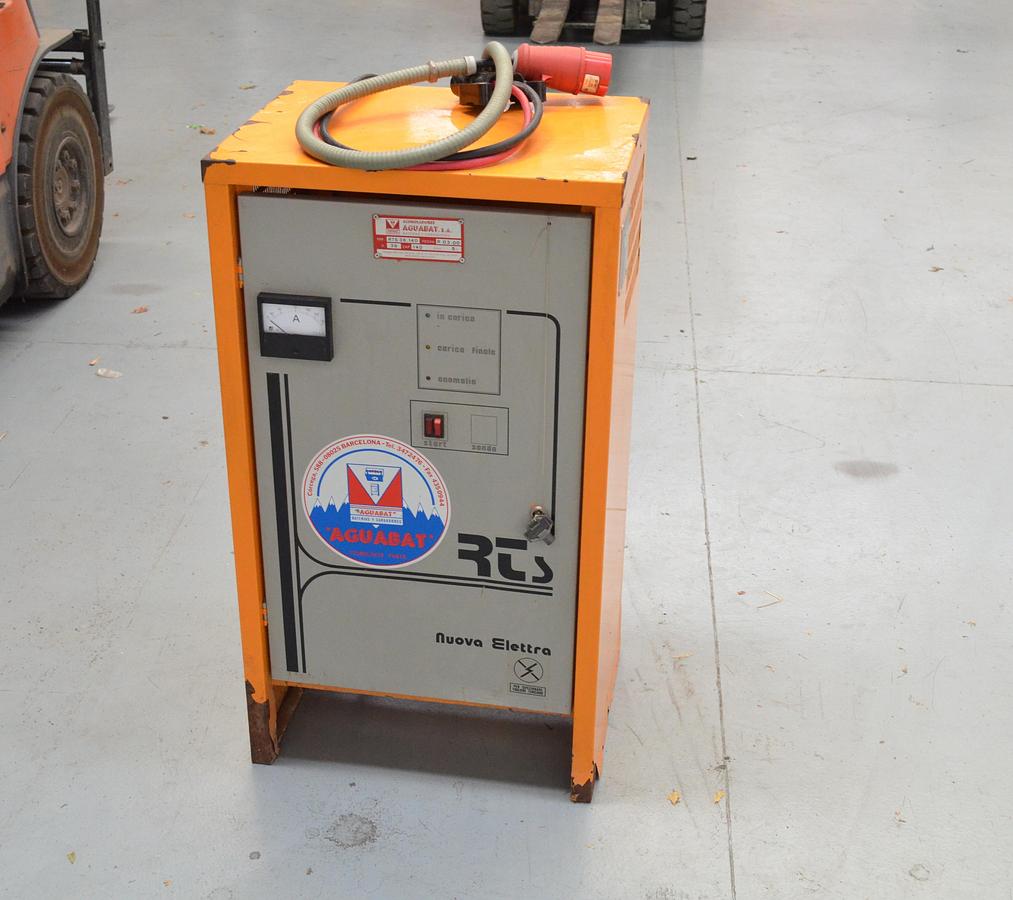 Usado Carretilla electrica FENWICK 1200kg JEP-105