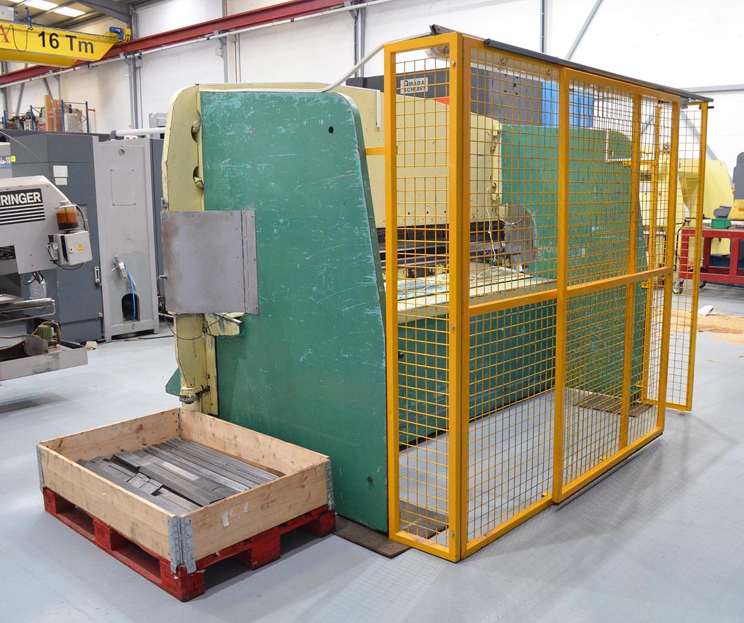 Usado Plegadora hidráulica MEBUSA RG.103