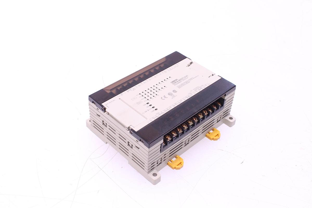 Usado Controlador Lógico OMRON CPM1A-30CDT1-D-V1