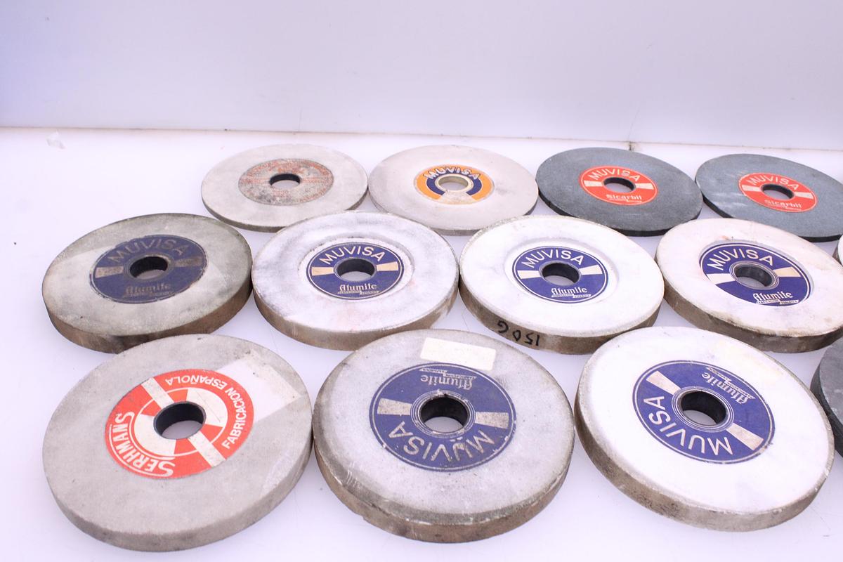 Usado Lote Muelas Rectificado 180mm - 24 Unidades