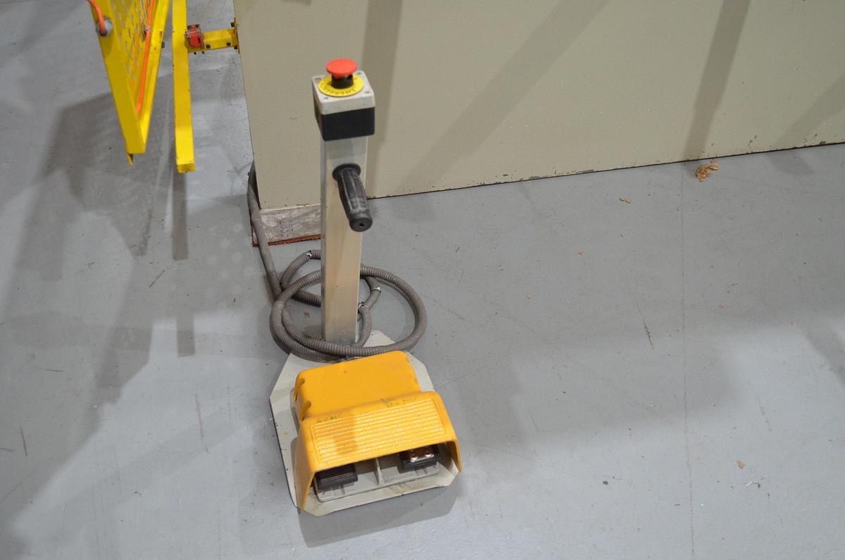 Usado Plegadora hidráulica Hidrogarne AP 4100x120tn