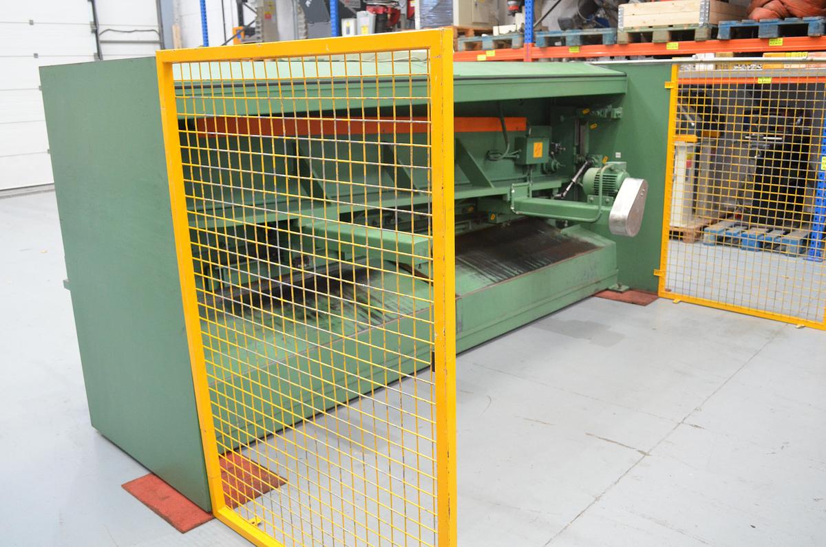 Usado Cizalla HACO TS 306 3000x6mm