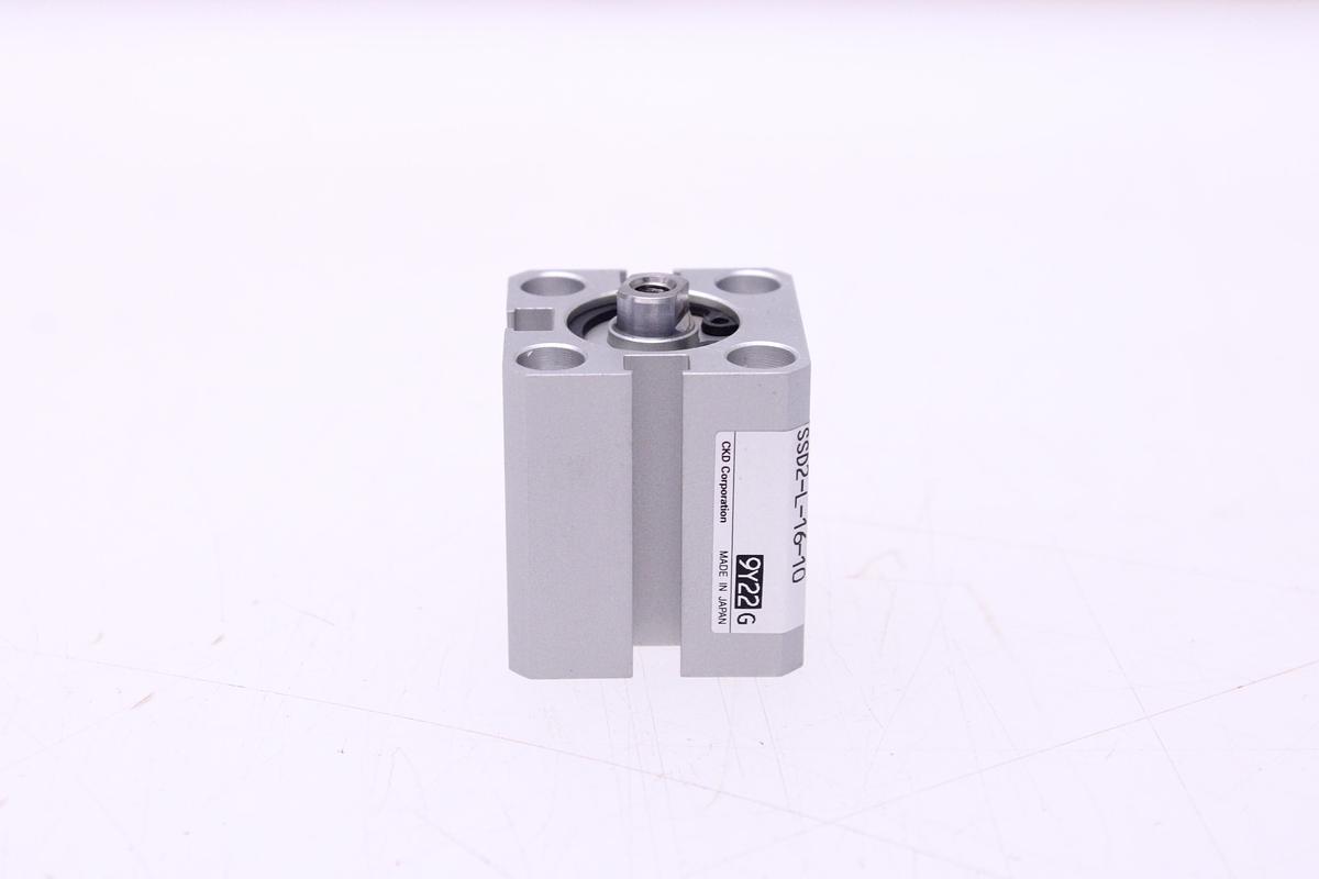 Usado Cilindro Neumático CKD SSD2-L-16-10