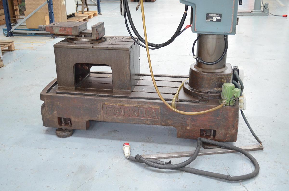 Usado Taladro radial Foradia GH 50-1000