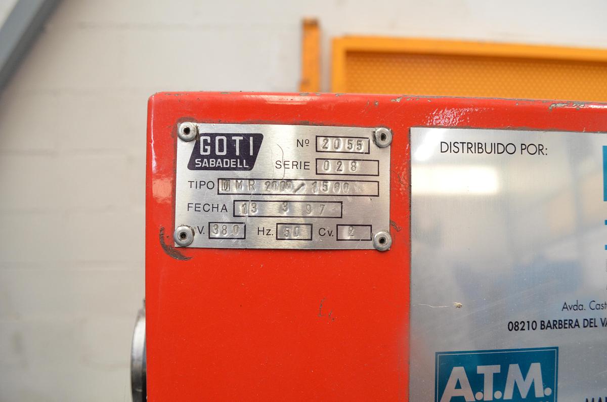 Usado Devanadora vertical Goti Sabadel DMR 2000 - 1500