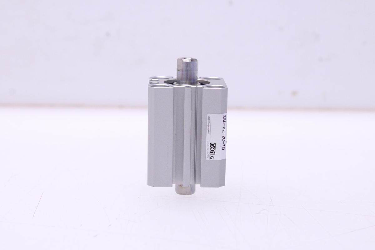 Usado Cilindro Neumático CKD SSD-DL-20-10