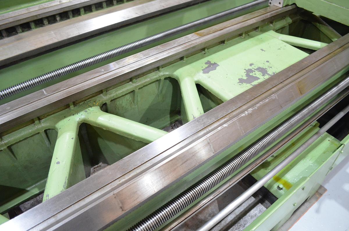 Usado Torno Geminis GE 870 4.000mm e.p