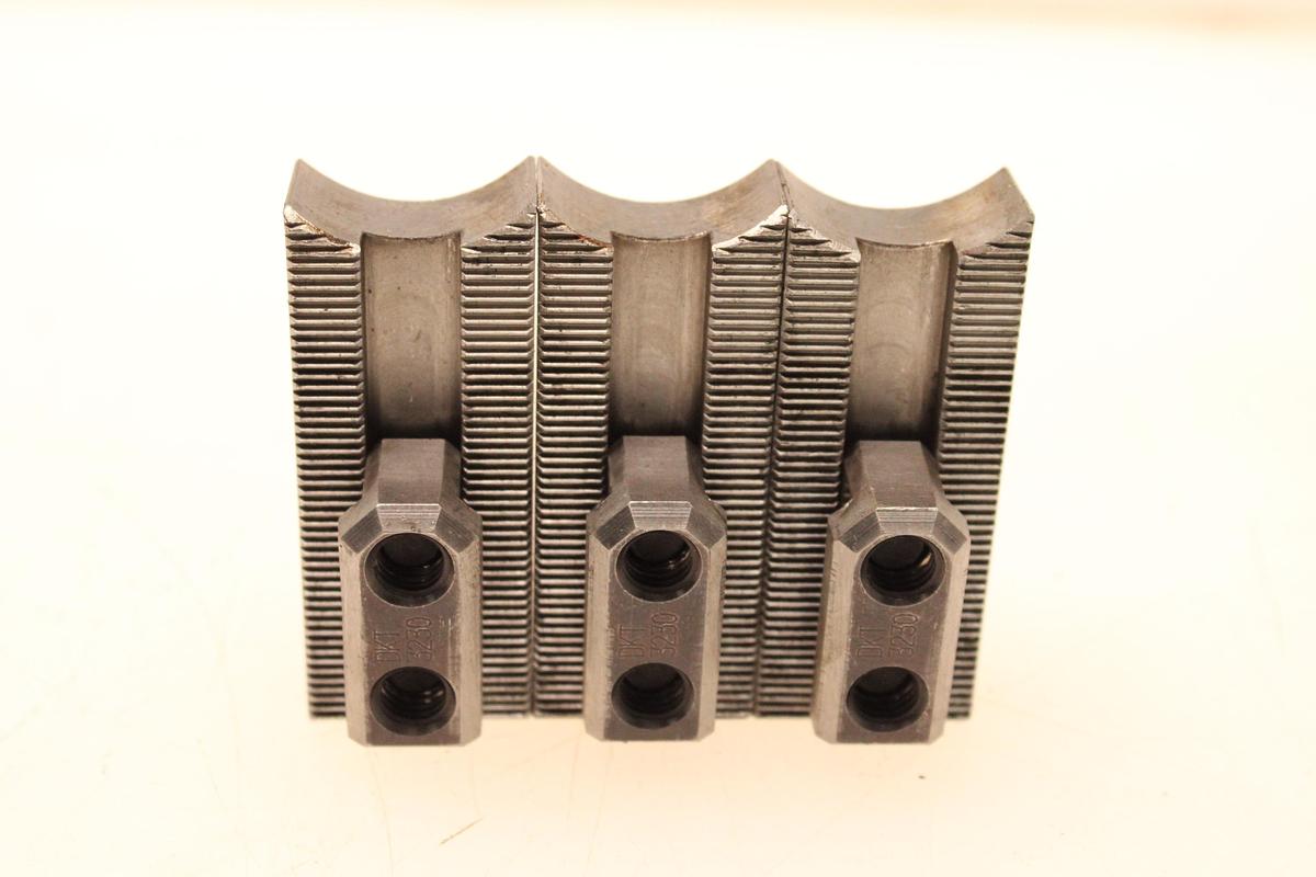 Usado Lote de Juegos de 3 Garras Para Torno