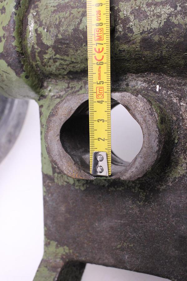 Usado Rectificadora Muela sobre Torno