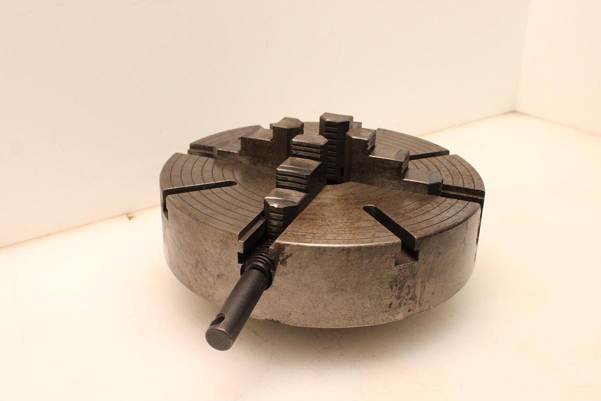 Usado Plato de 4 Garras CHIN YII 400 mm