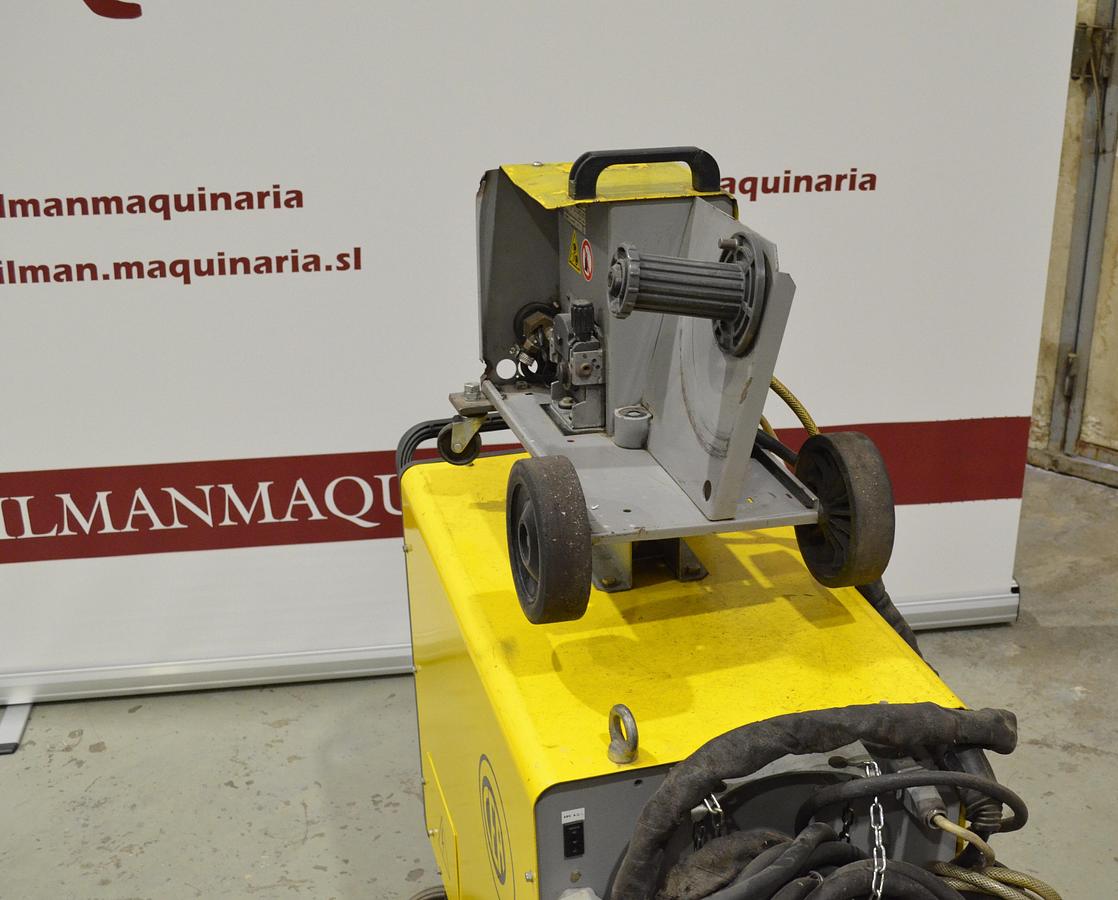 Usado Maquina soldar CEA MAXI 501 con devanadera TR 2 de 8m