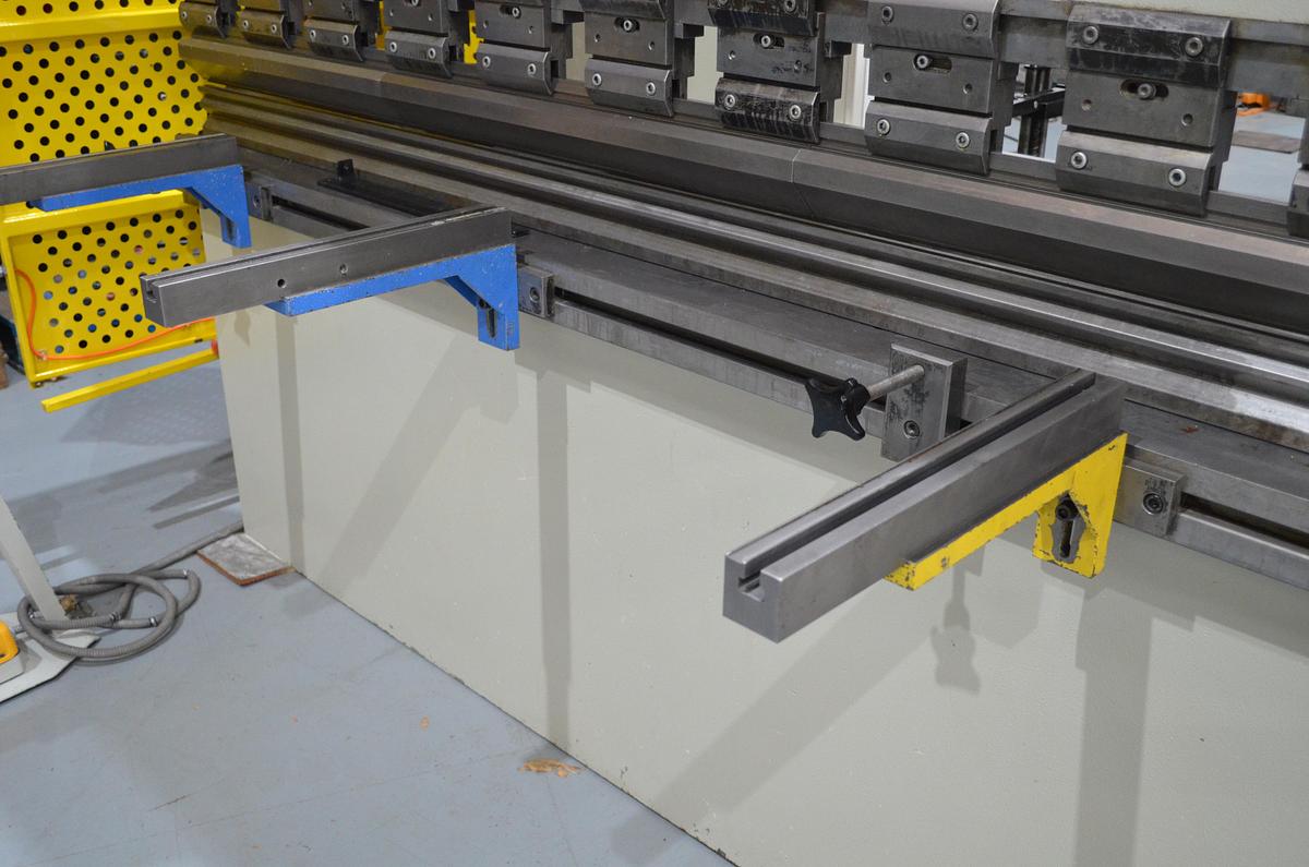 Usado Plegadora hidráulica Hidrogarne AP 4100x120tn